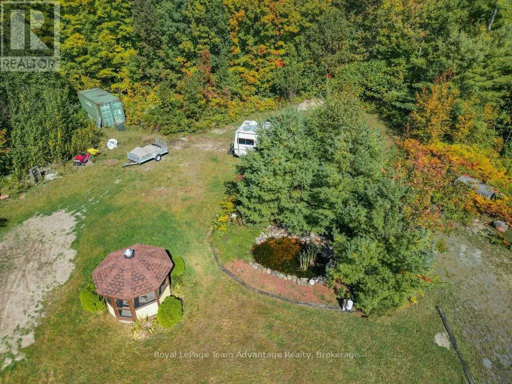 18 HORSESHOE LAKE ROAD