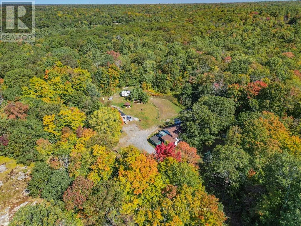 18 HORSESHOE LAKE ROAD