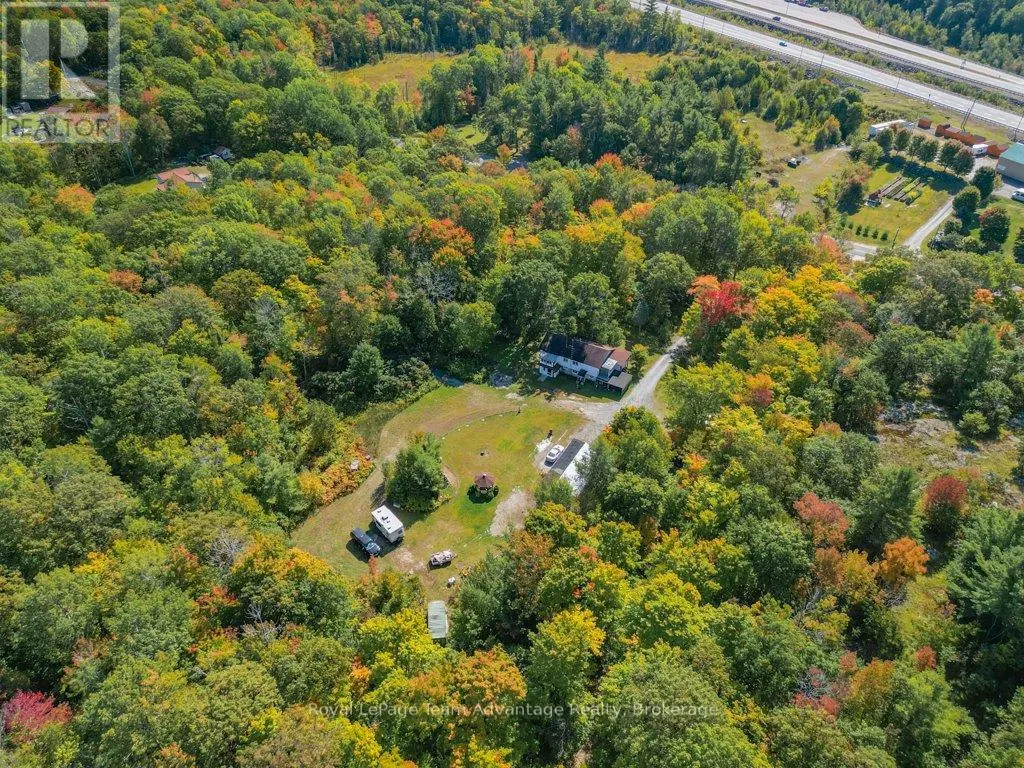 18 HORSESHOE LAKE ROAD