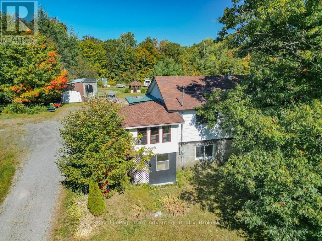 18 HORSESHOE LAKE ROAD
