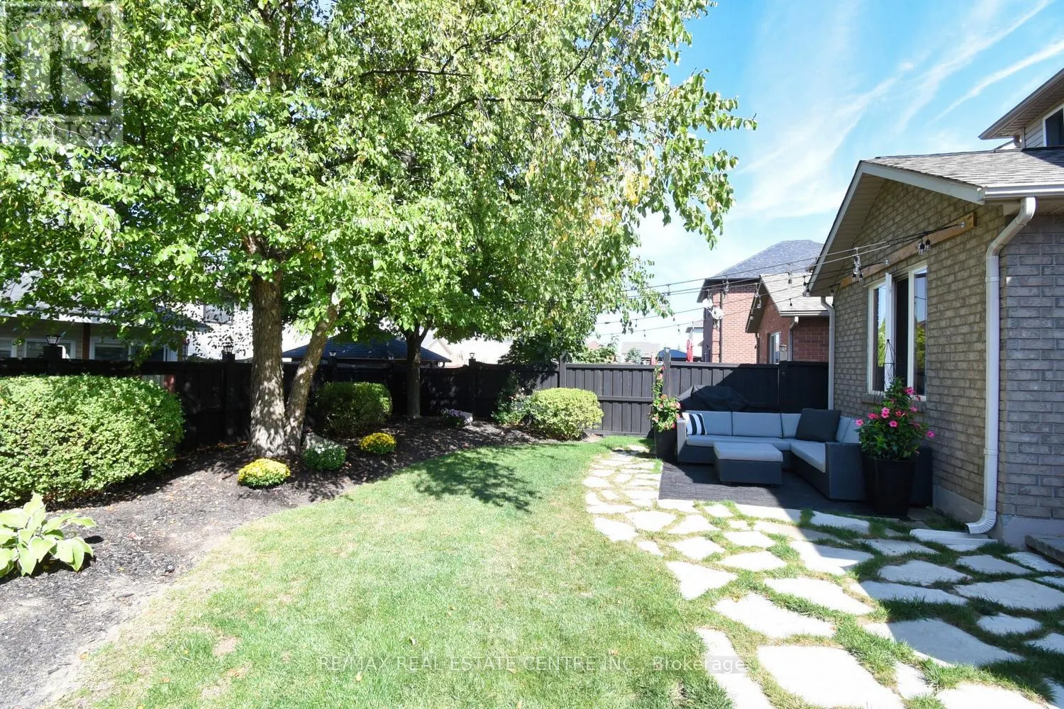 35 ERINGATE DRIVE