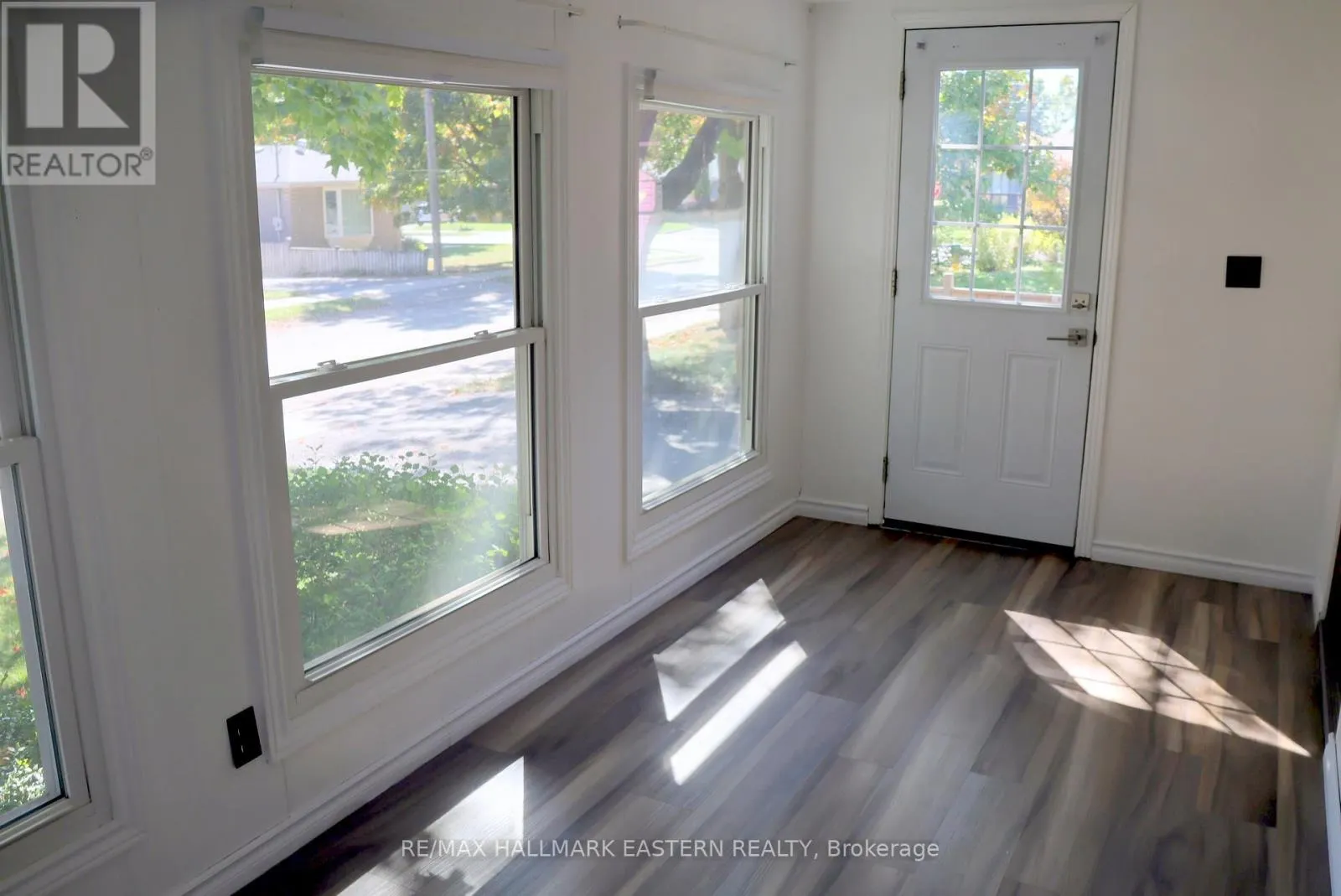 226 LEE STREET