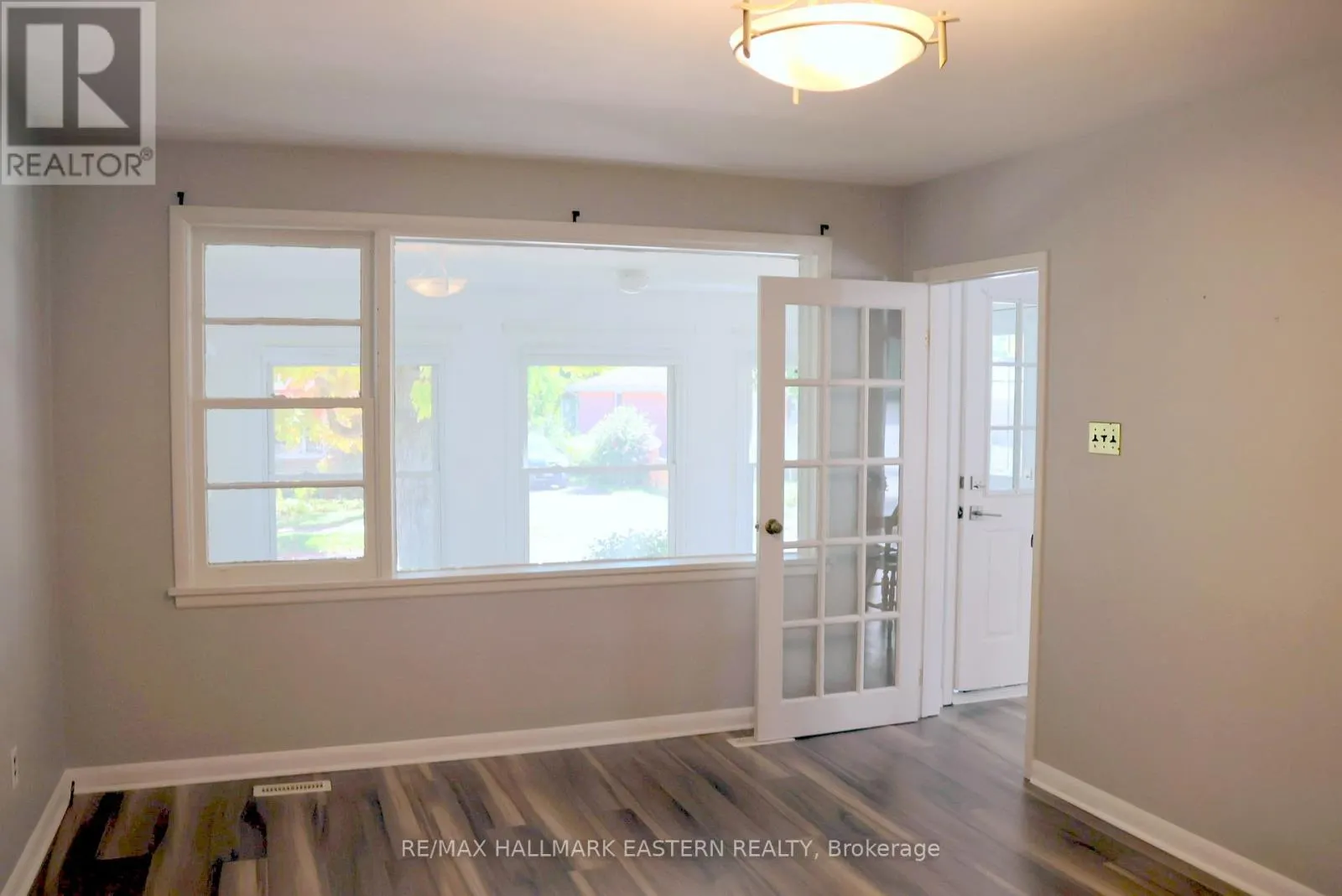 226 LEE STREET