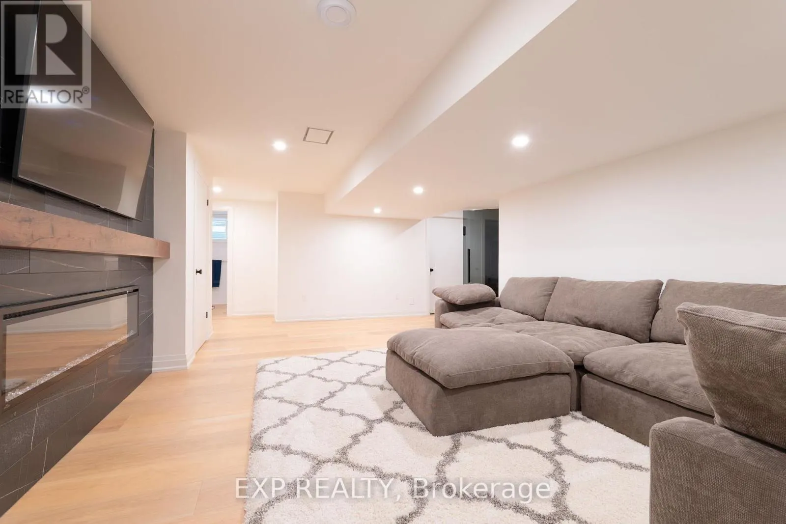 6 CRISTALLINA DRIVE