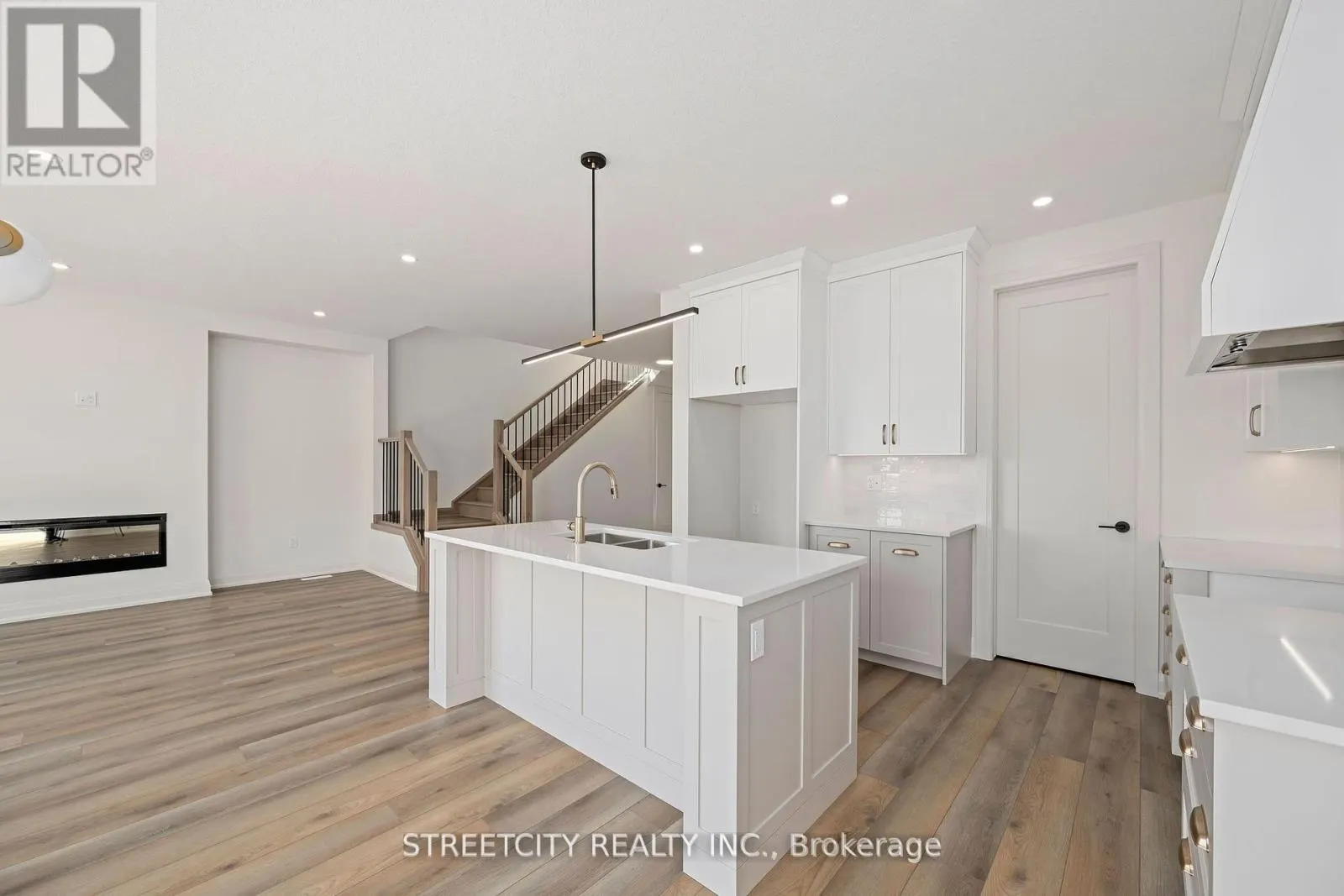 53 LUCAS ROAD