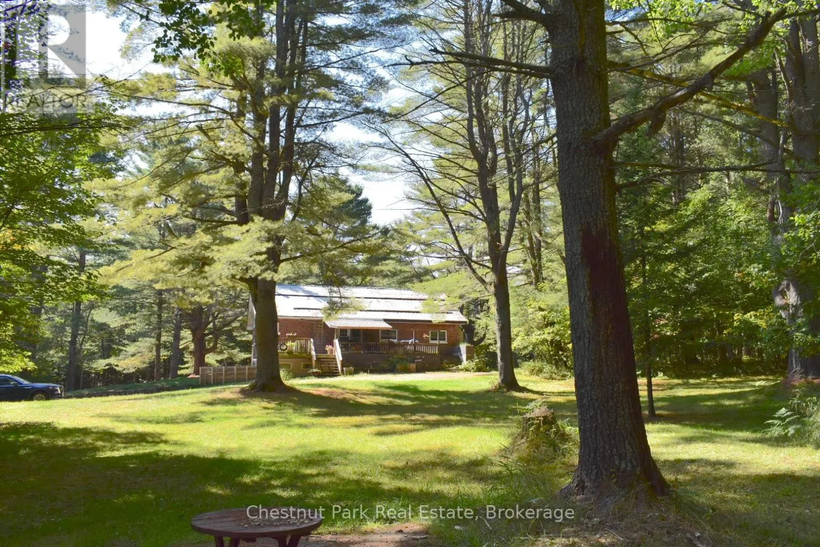 1258 RAVENSCLIFFE ROAD