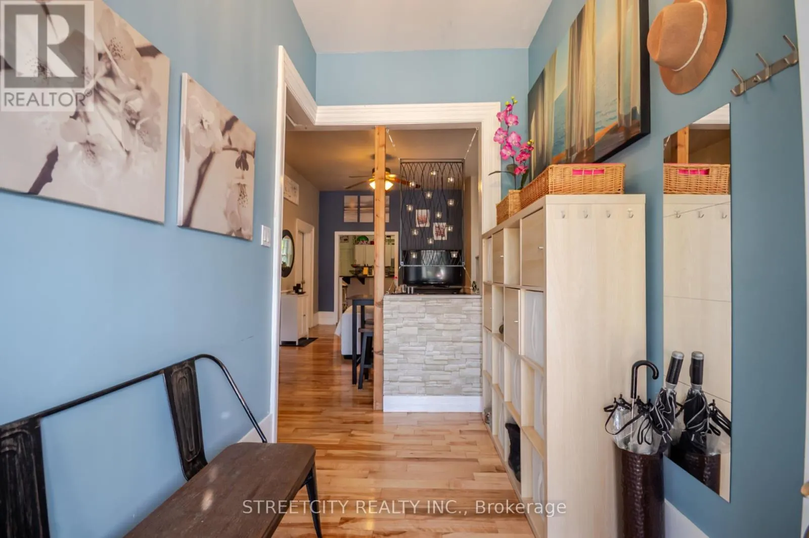 434 ENGLISH STREET