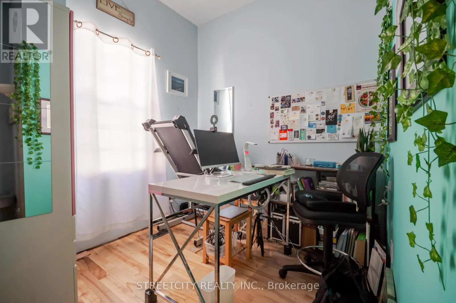 434 ENGLISH STREET
