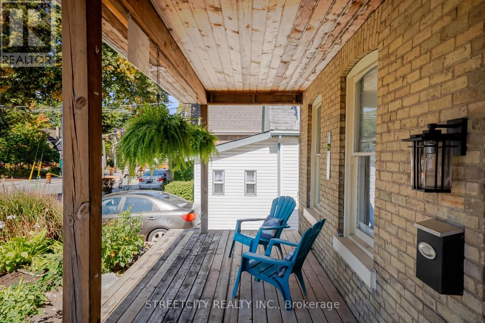 434 ENGLISH STREET
