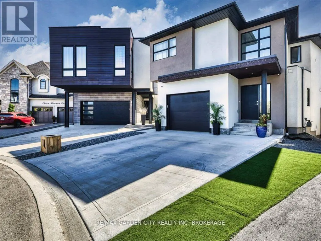 11 BEAMER COURT