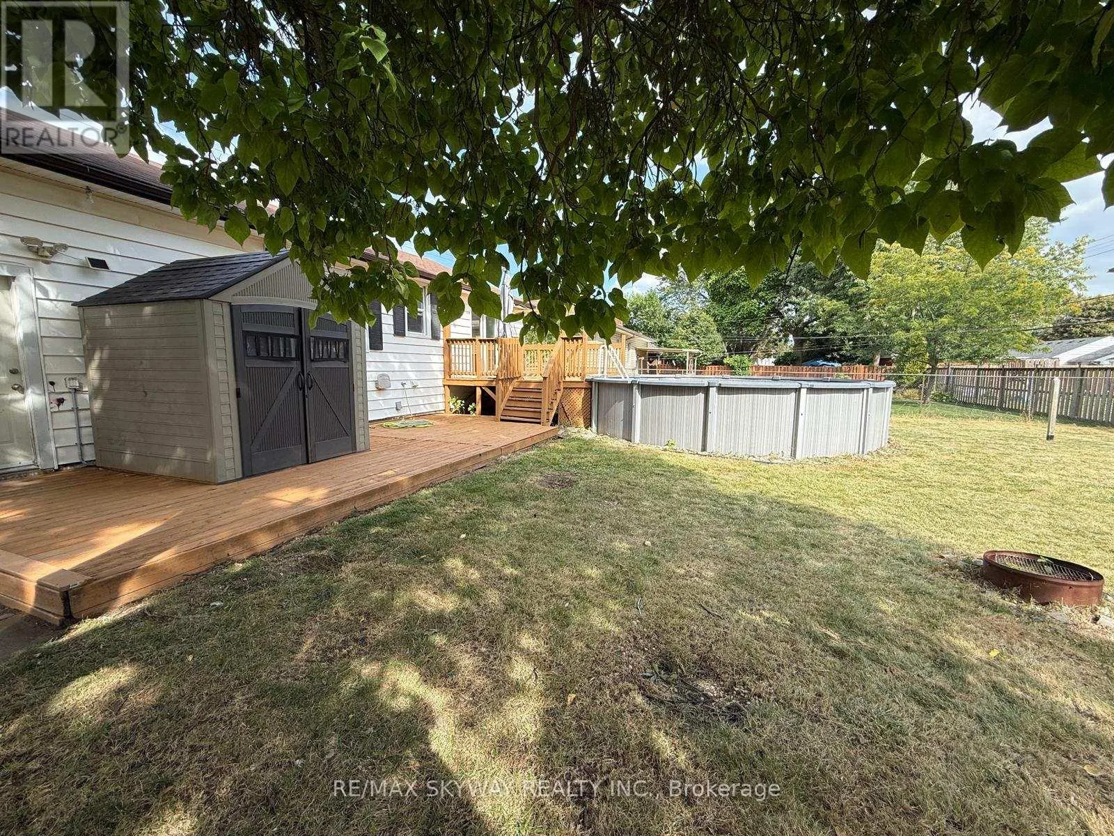 207 THOROLD ROAD