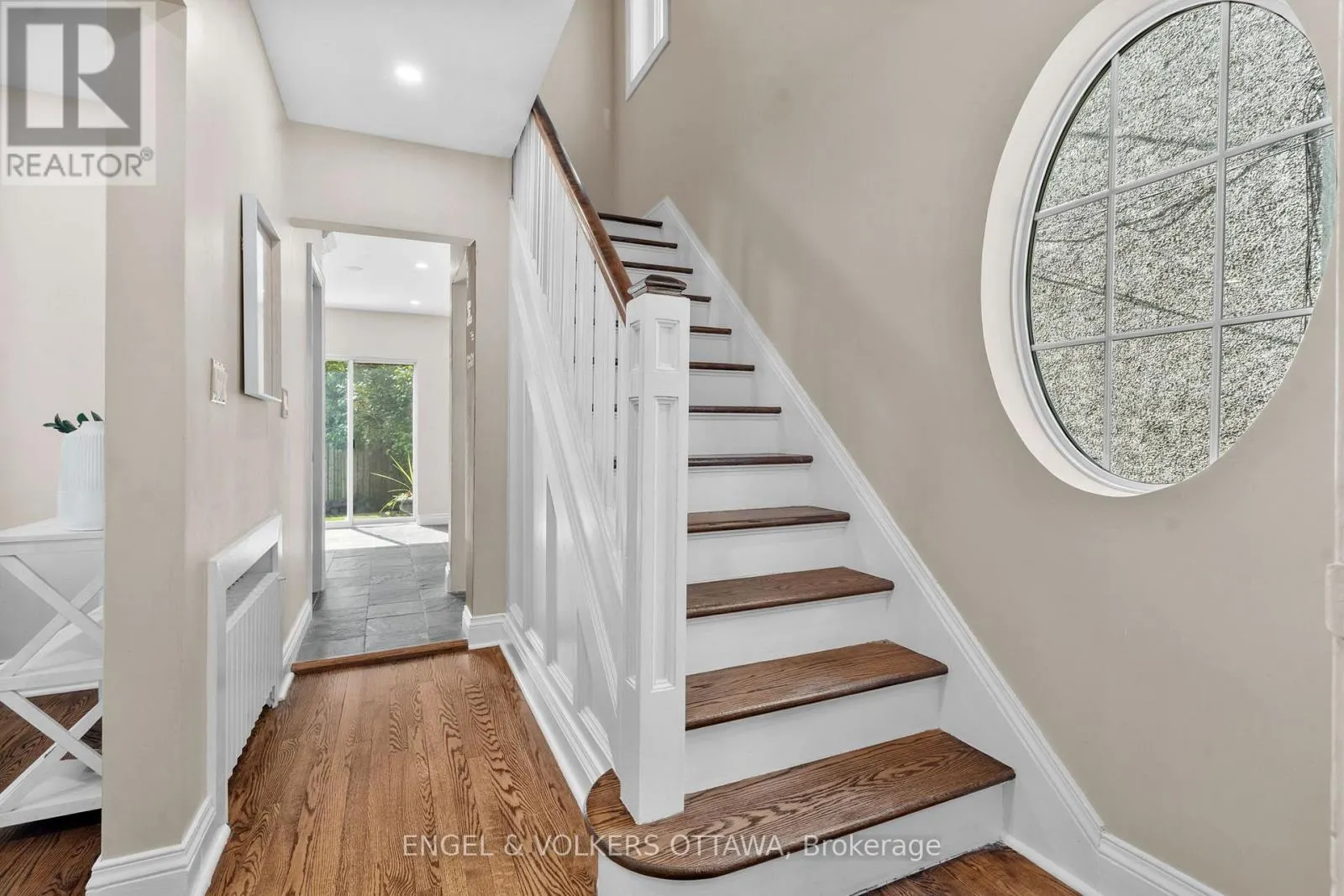 14 CAMERON AVENUE