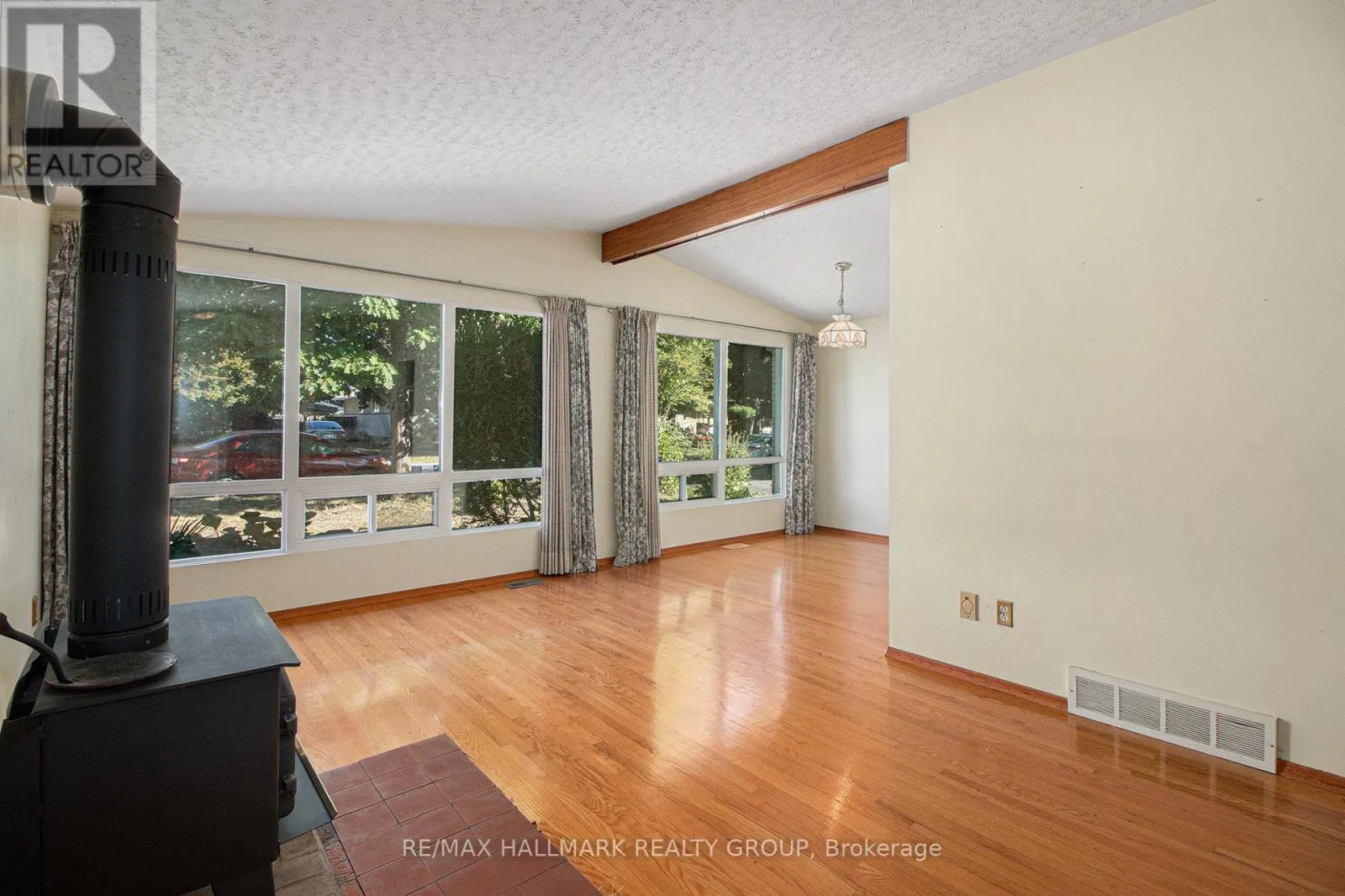 1938 FEATHERSTON DRIVE