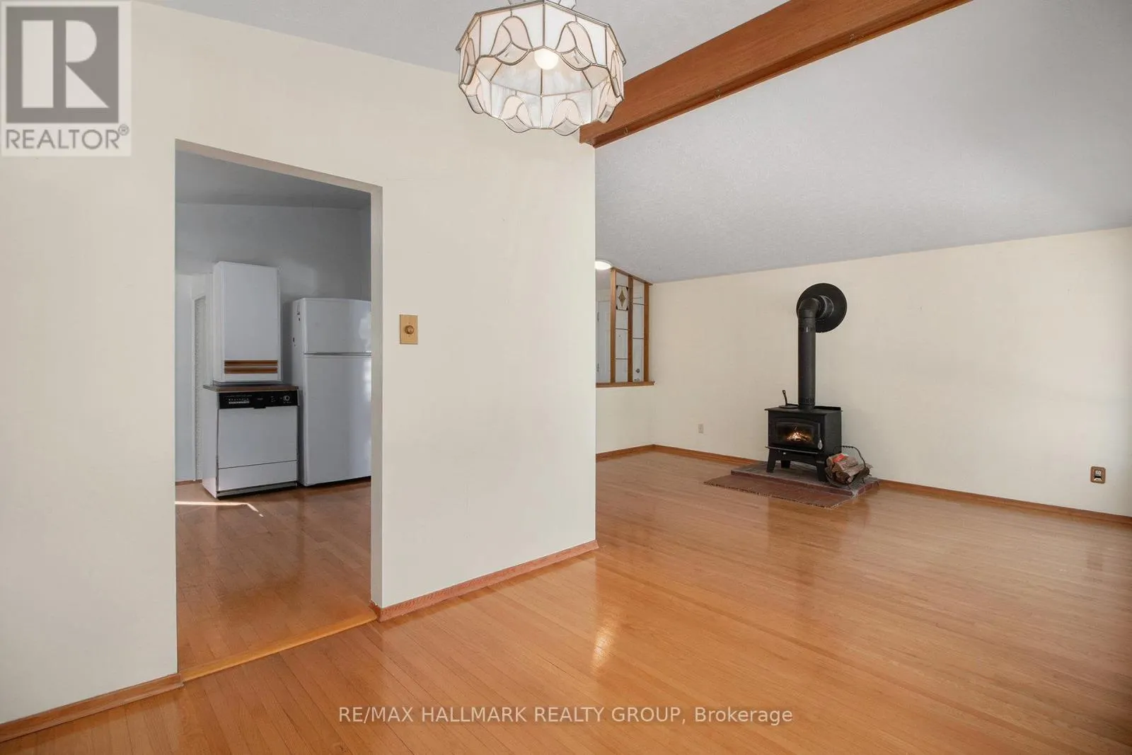 1938 FEATHERSTON DRIVE