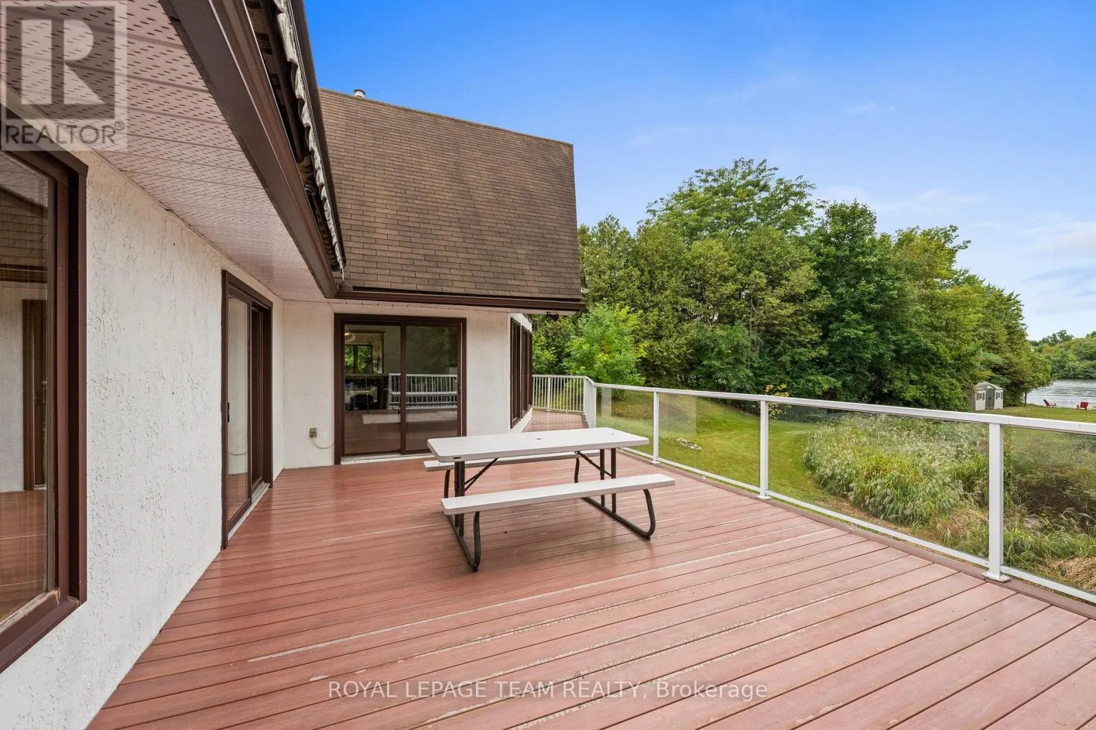 1376 RIVER ROAD