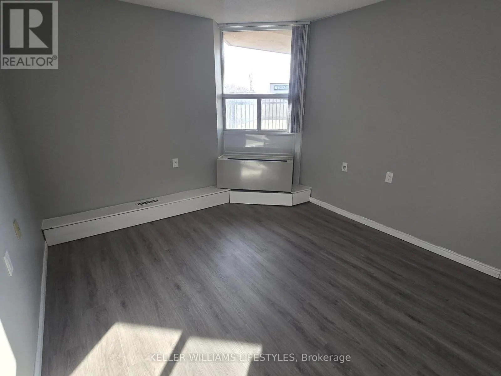 206 - 323 COLBORNE STREET, #206
