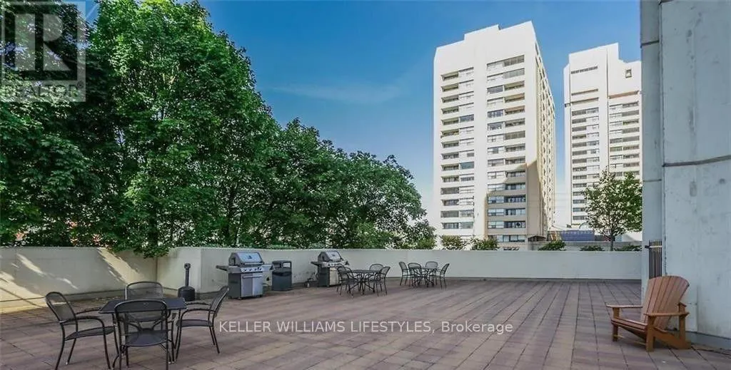 206 - 323 COLBORNE STREET, #206
