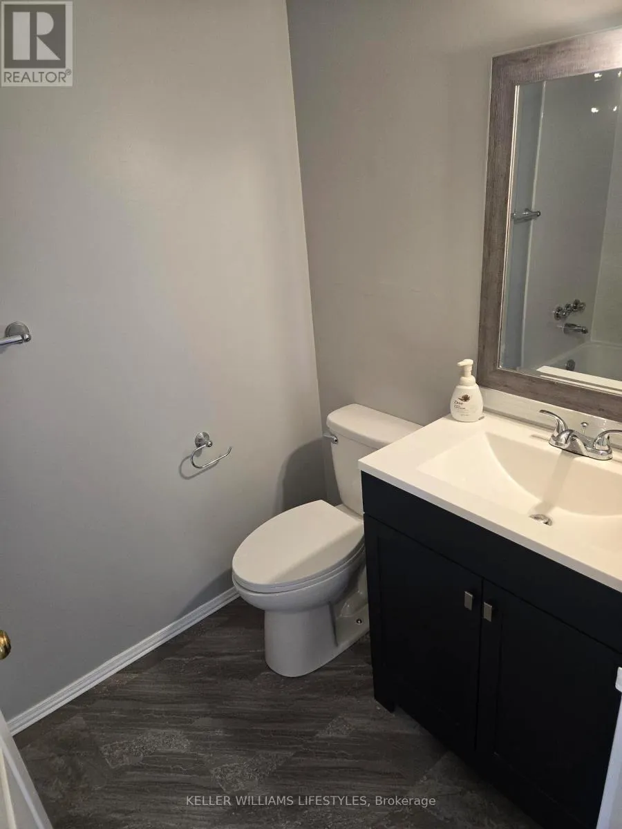 206 - 323 COLBORNE STREET, #206