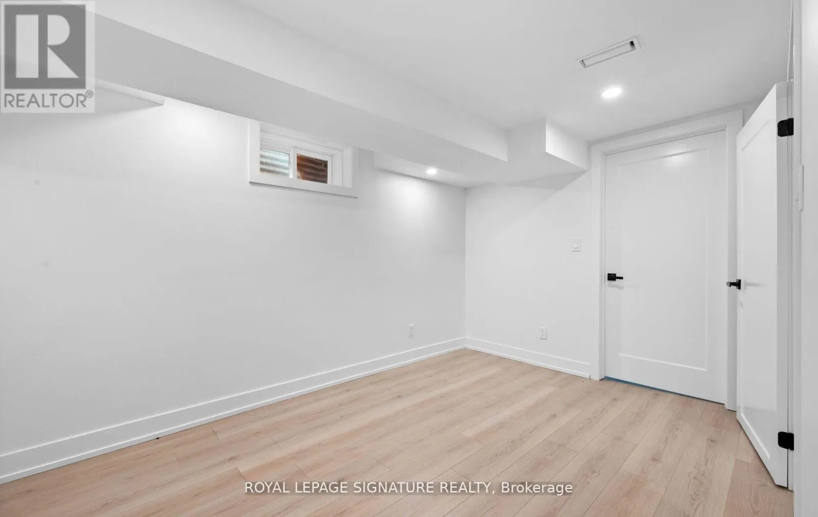 105 LILACSIDE DRIVE