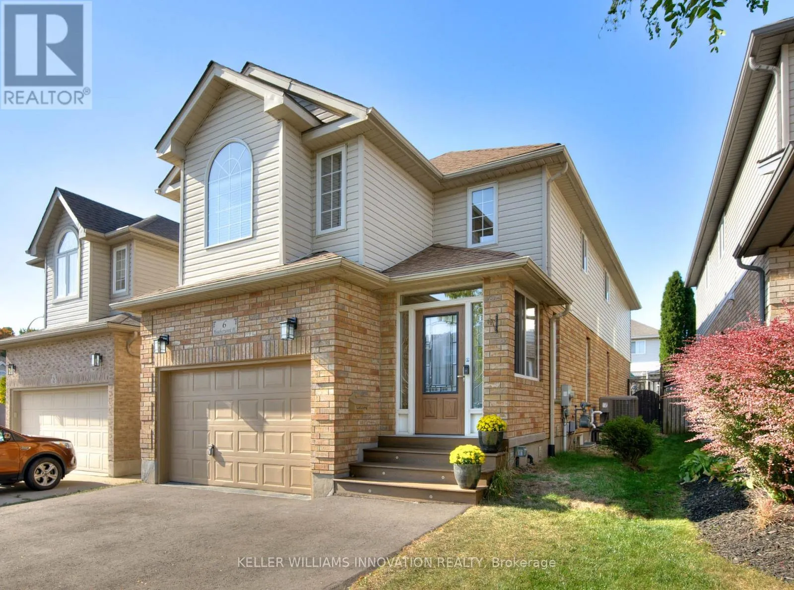 6 HEATHERWOOD PLACE