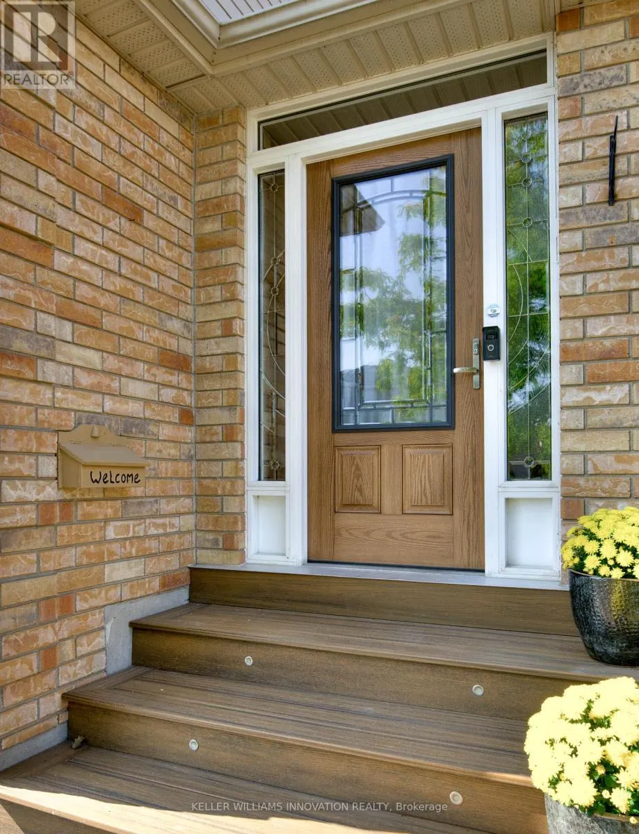 6 HEATHERWOOD PLACE