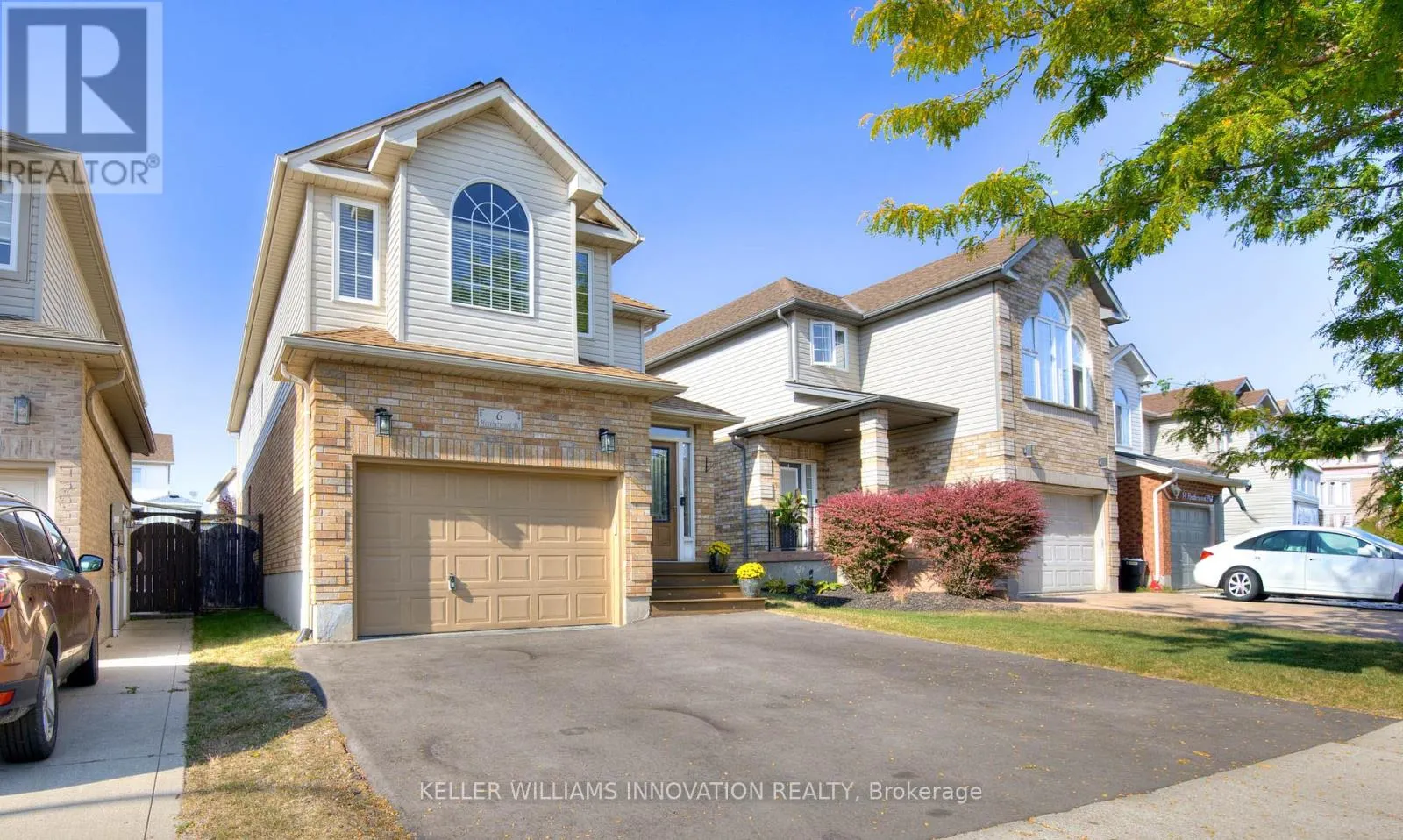 6 HEATHERWOOD PLACE