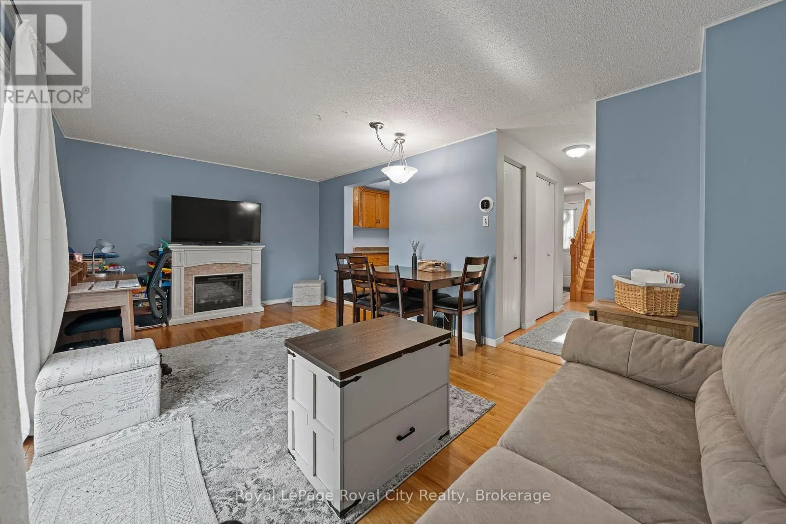 16 - 129 VICTORIA ROAD N, #16