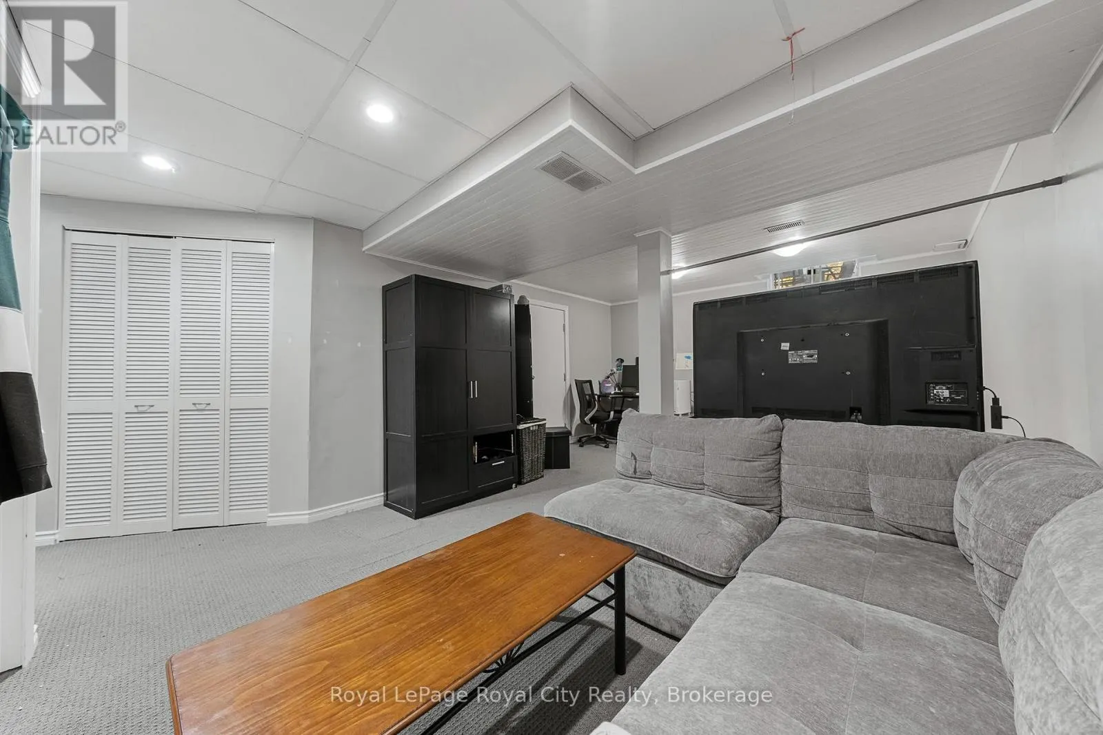 16 - 129 VICTORIA ROAD N, #16