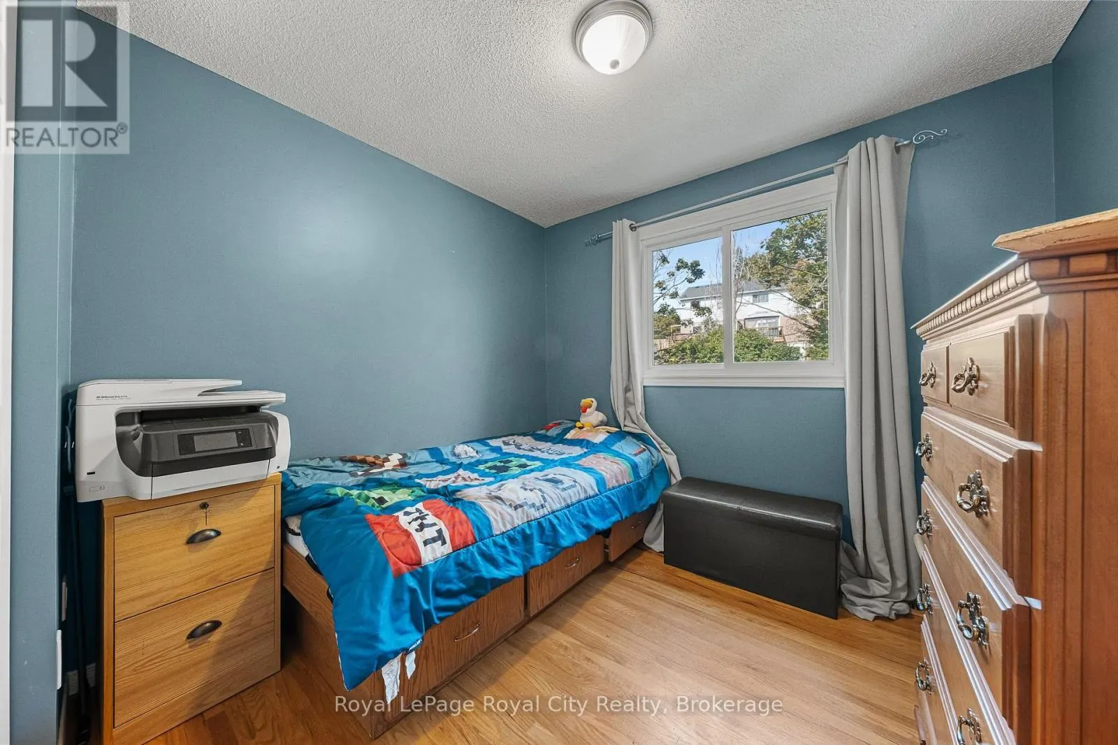 16 - 129 VICTORIA ROAD N, #16