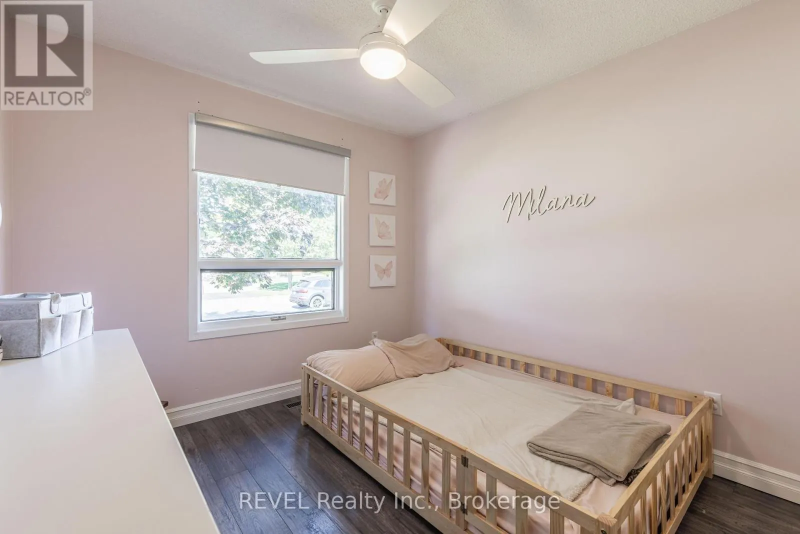 3 NEWLEAF CRESCENT