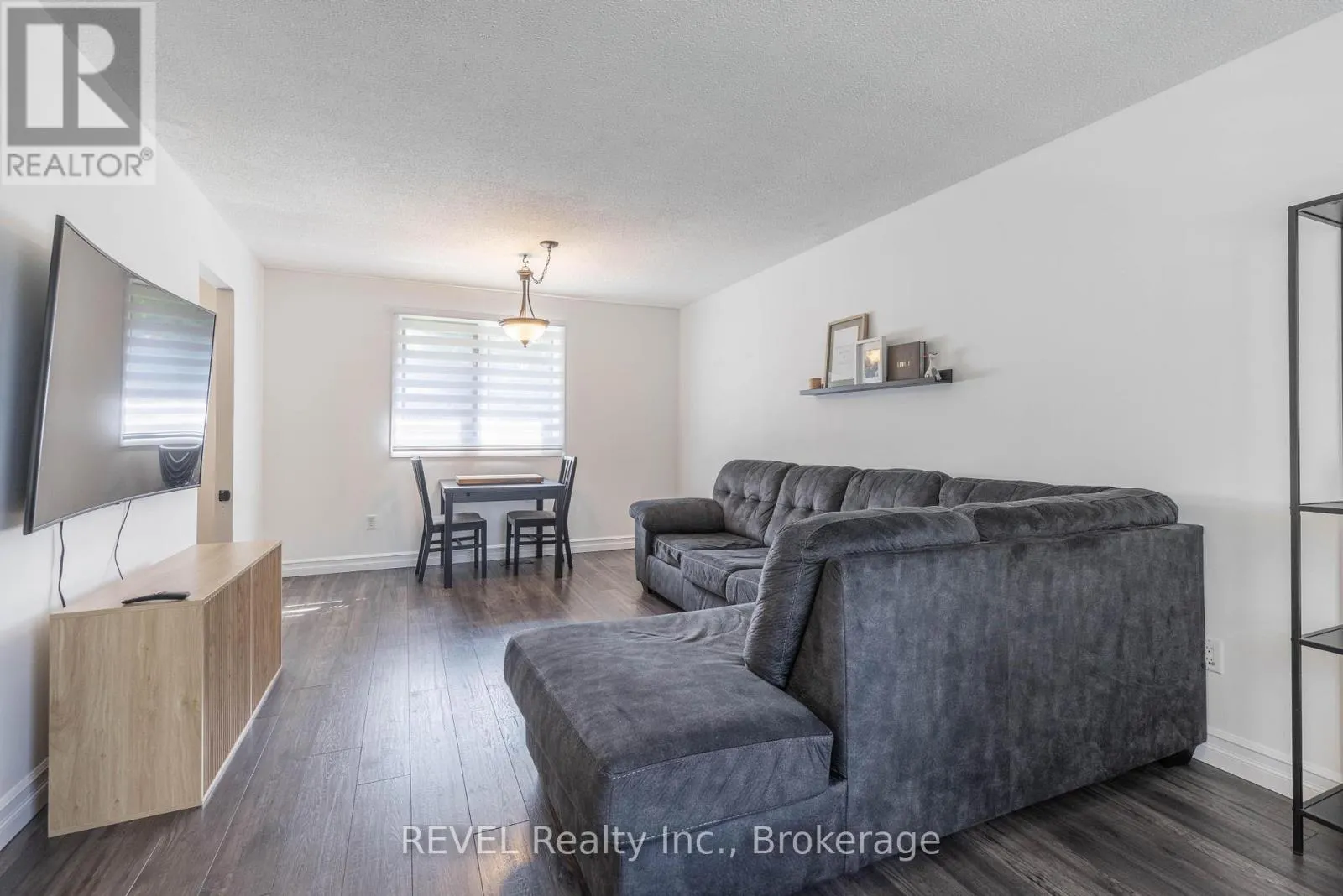 3 NEWLEAF CRESCENT