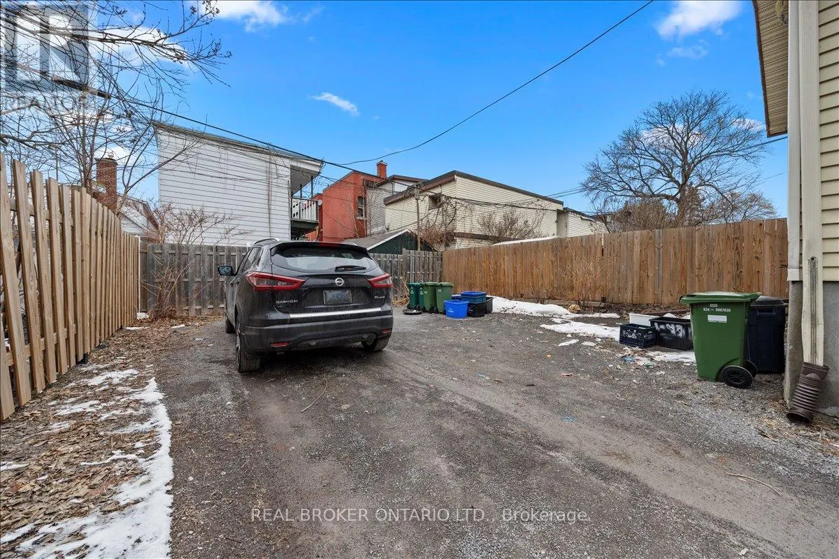 161 GUIGUES AVENUE