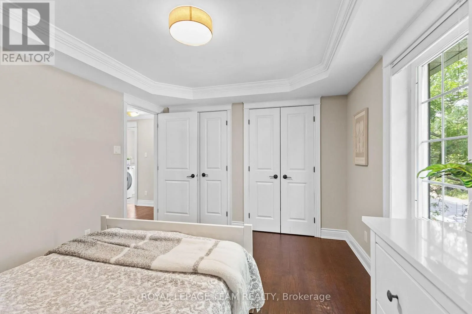 524 BROADVIEW AVENUE
