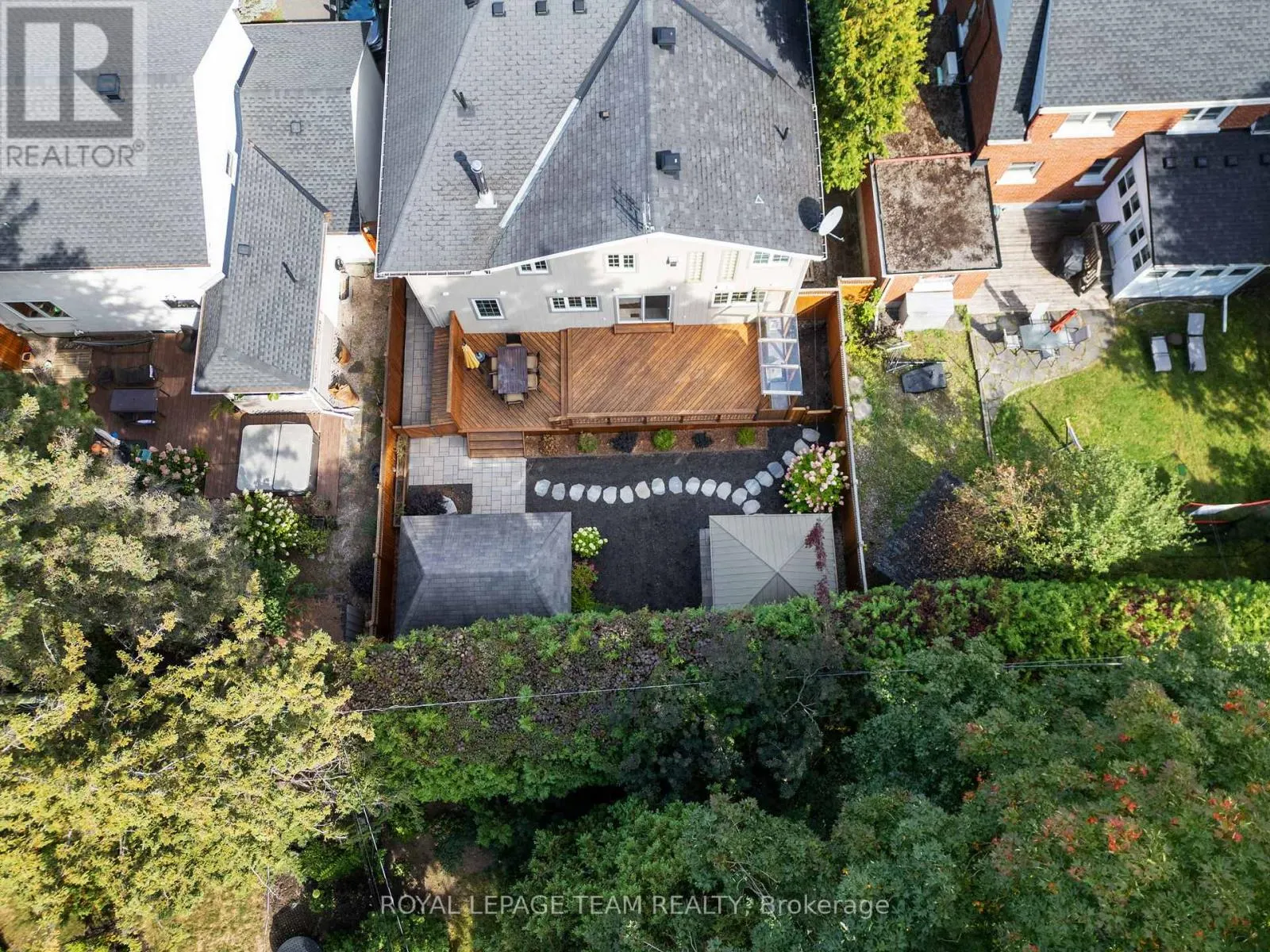 524 BROADVIEW AVENUE