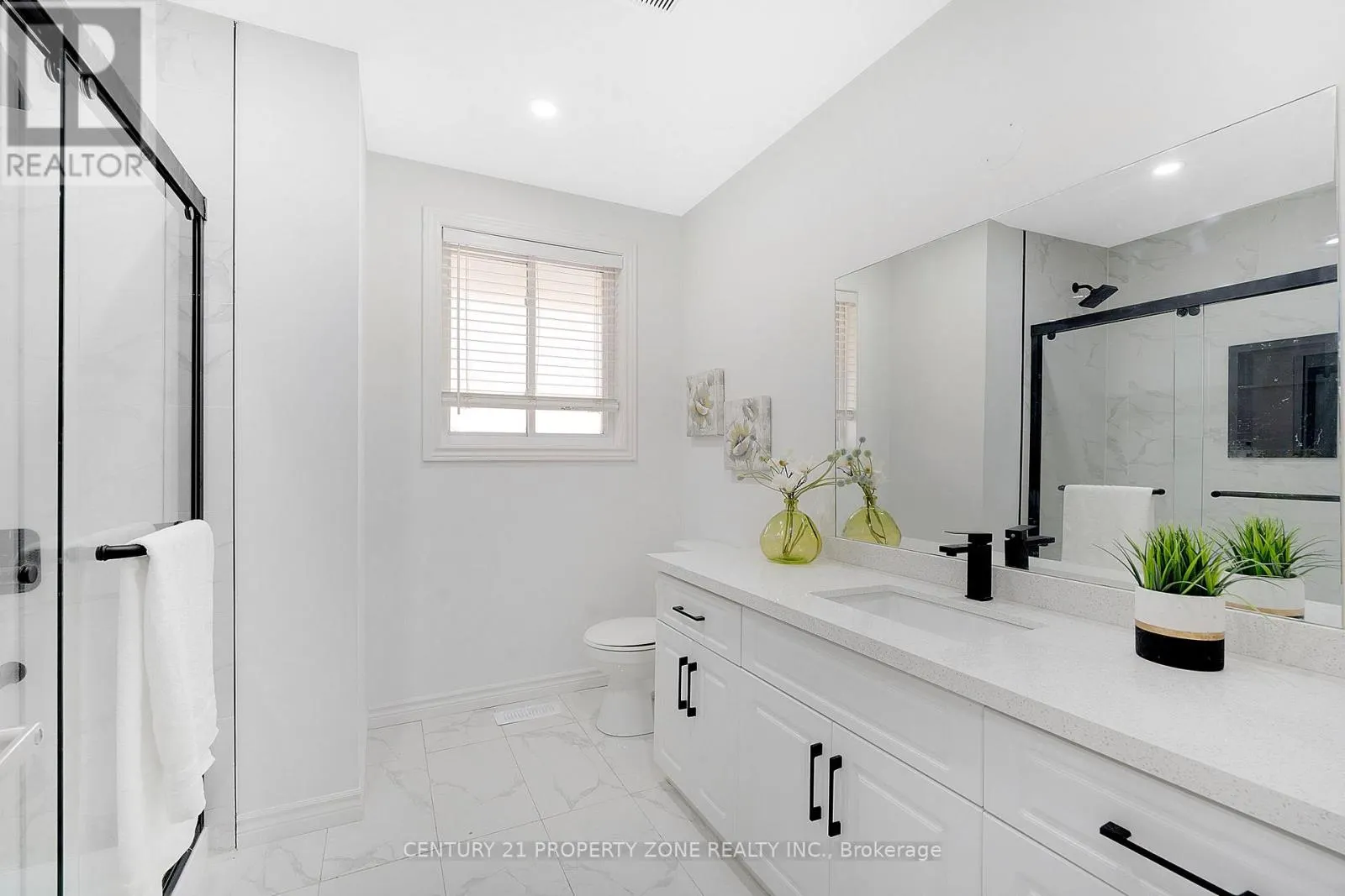 39 SOUTHVIEW CRESCENT