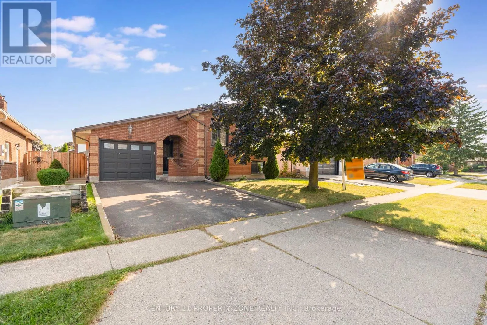39 SOUTHVIEW CRESCENT