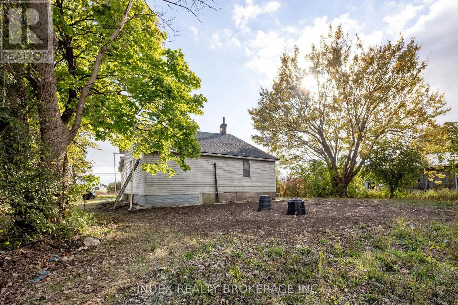 3670 BOWEN ROAD