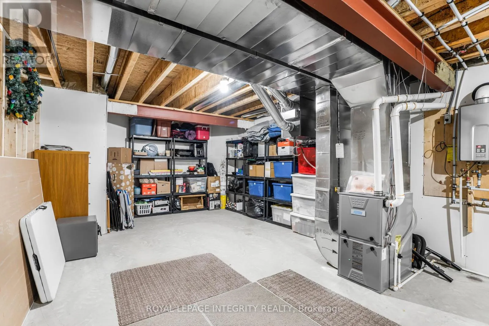 251 RUE DES VIOLETTES STREET