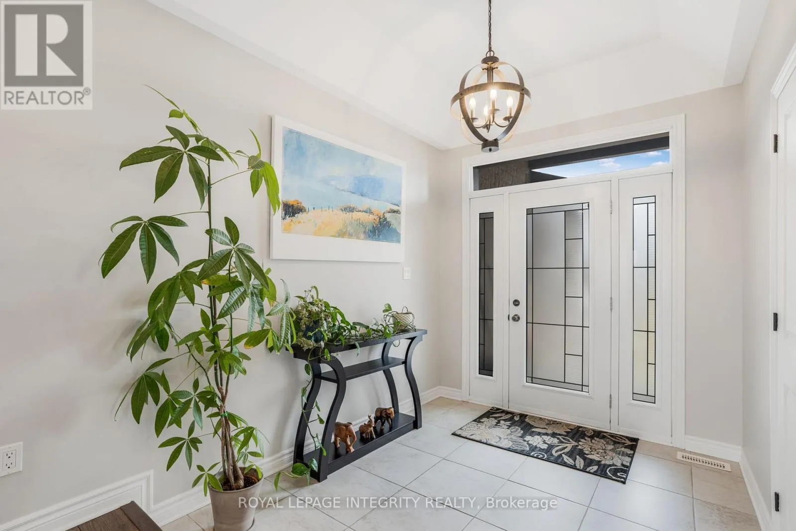 251 RUE DES VIOLETTES STREET