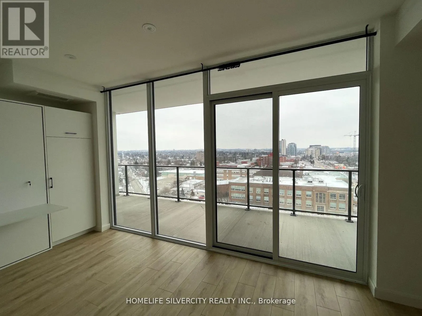 1109 - 741 KING STREET W