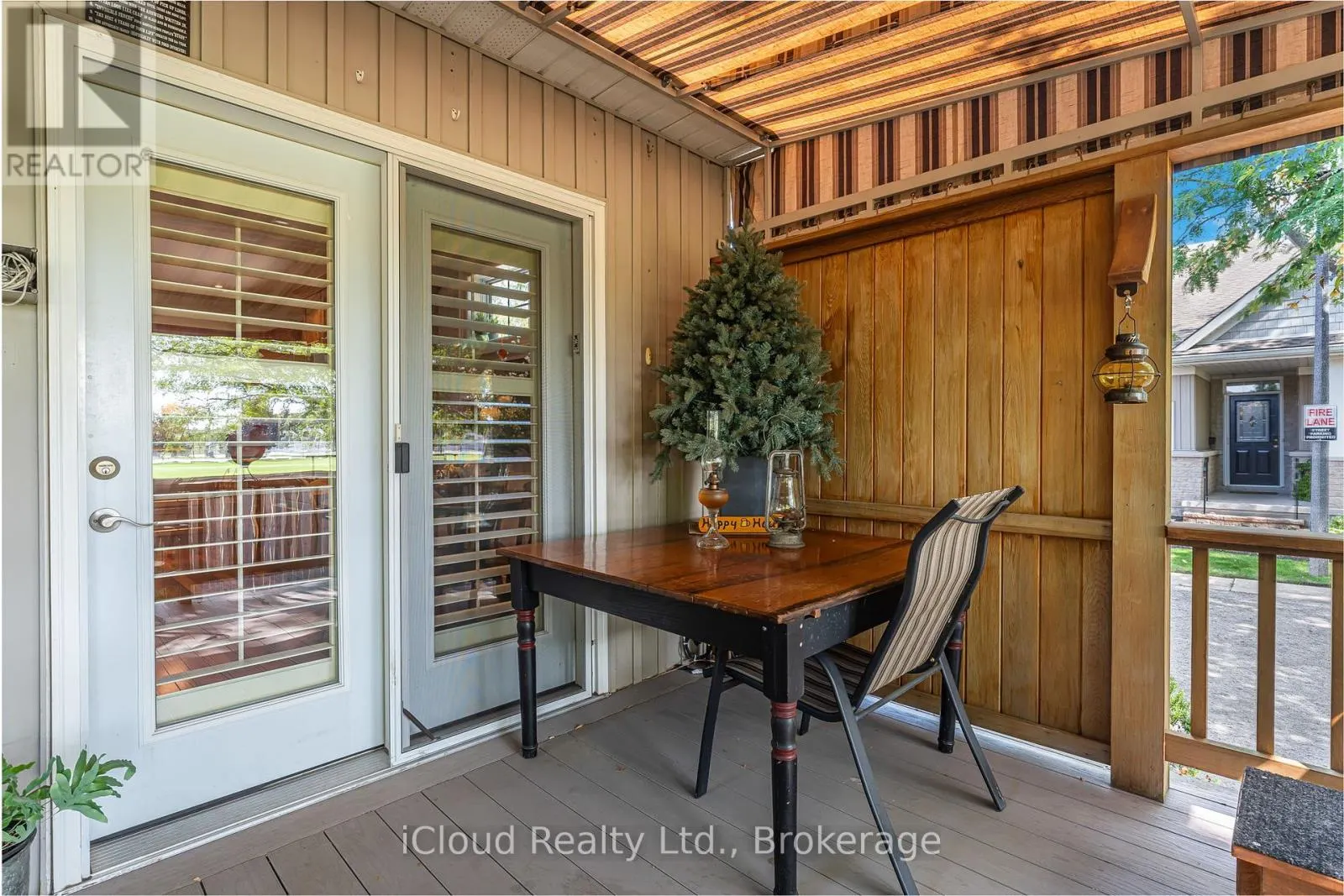7 - 92 LORETTA DRIVE