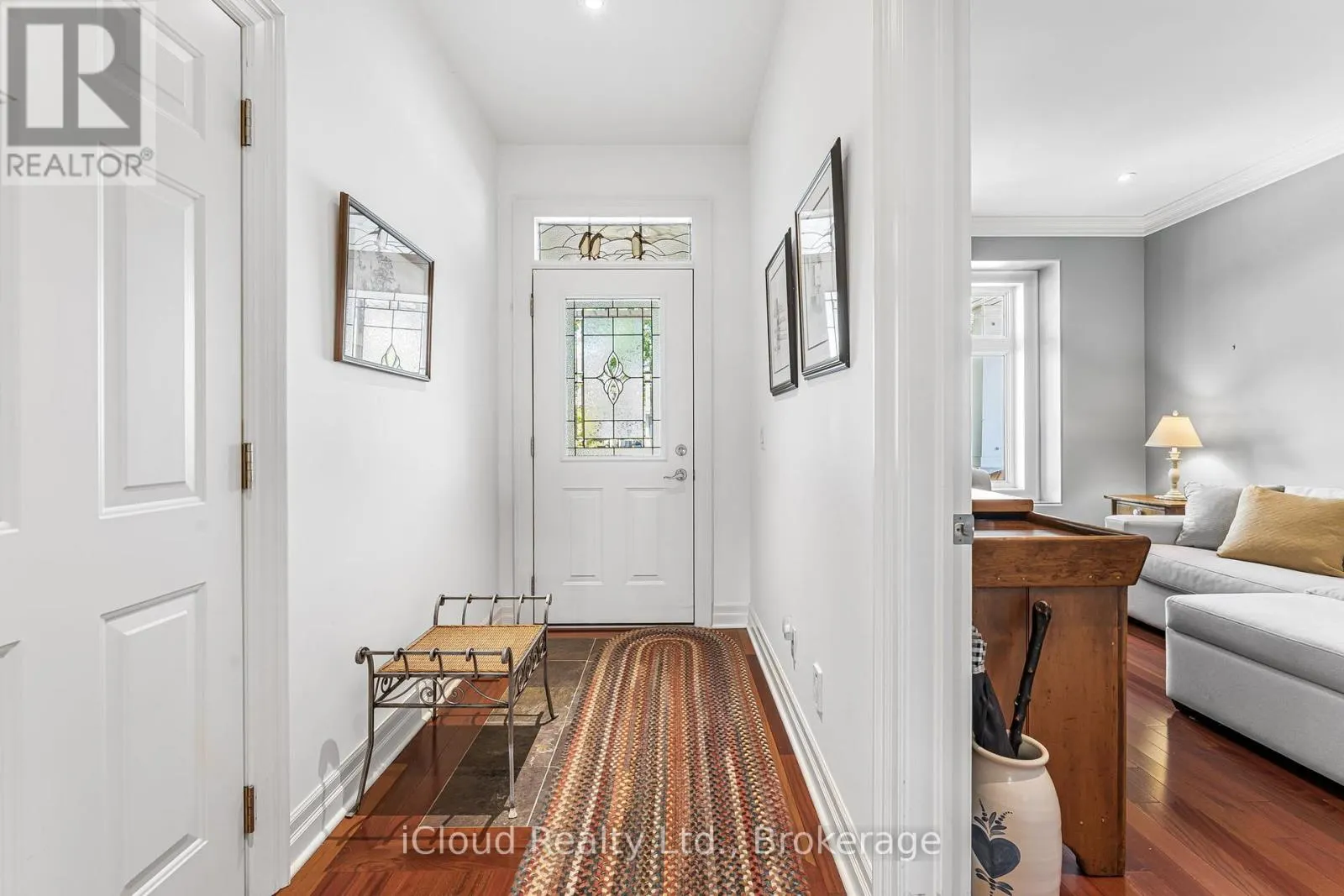 7 - 92 LORETTA DRIVE