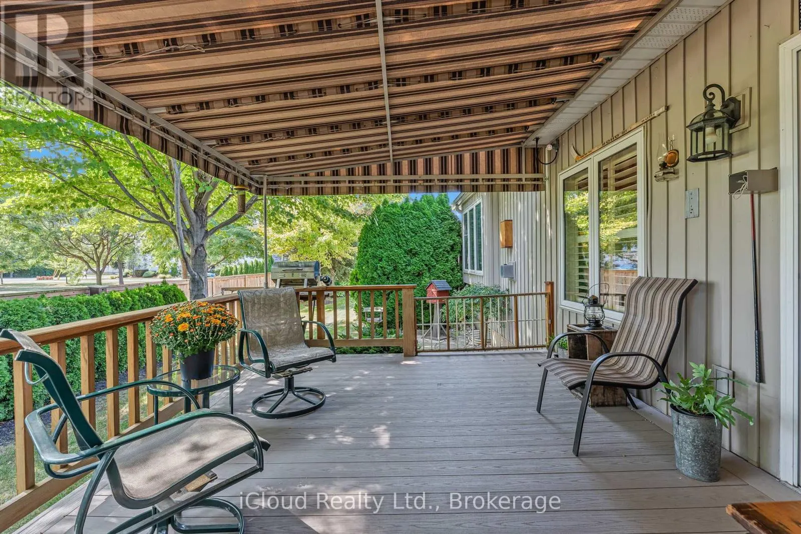 7 - 92 LORETTA DRIVE
