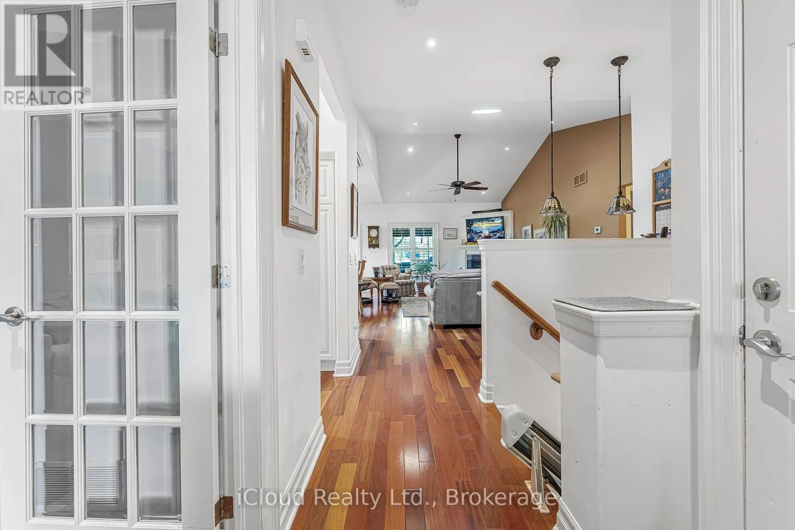 7 - 92 LORETTA DRIVE