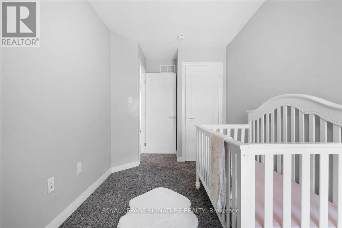25 - 270 MELVIN AVENUE