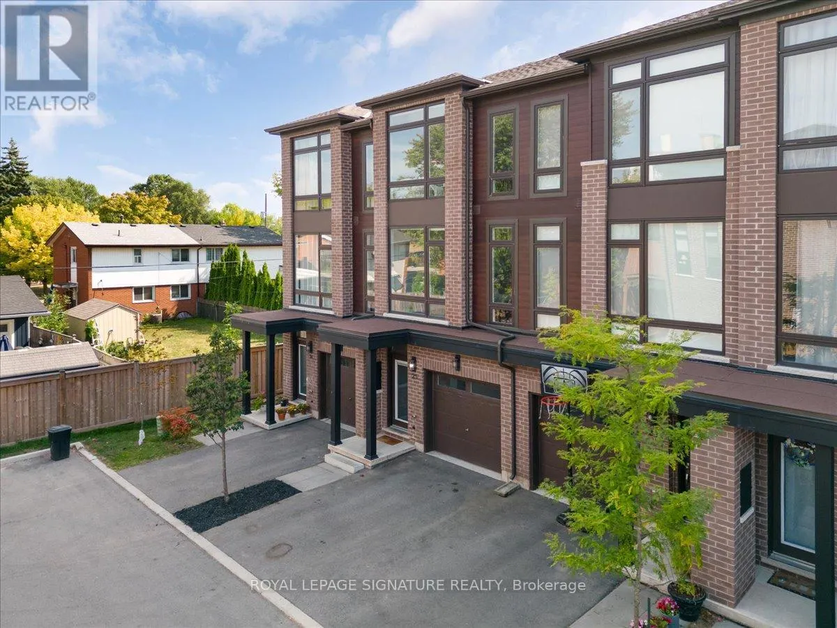25 - 270 MELVIN AVENUE