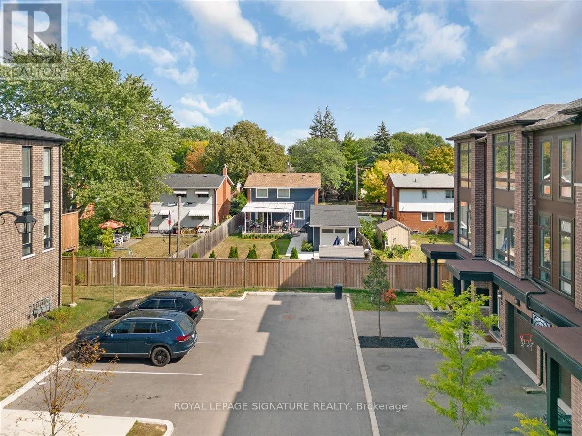 25 - 270 MELVIN AVENUE