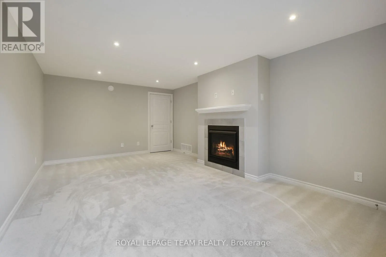 273 SHINLEAF CRESCENT