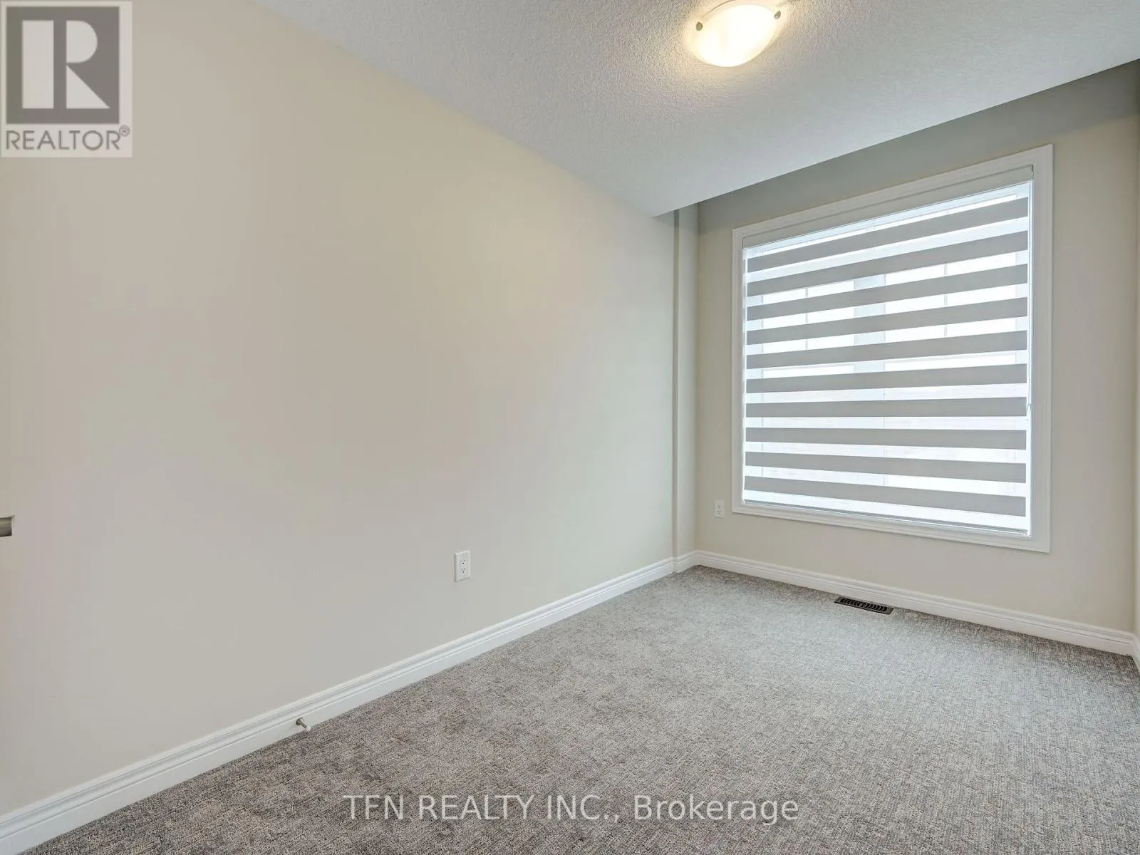 9 - 10 BIRMINGHAM DRIVE