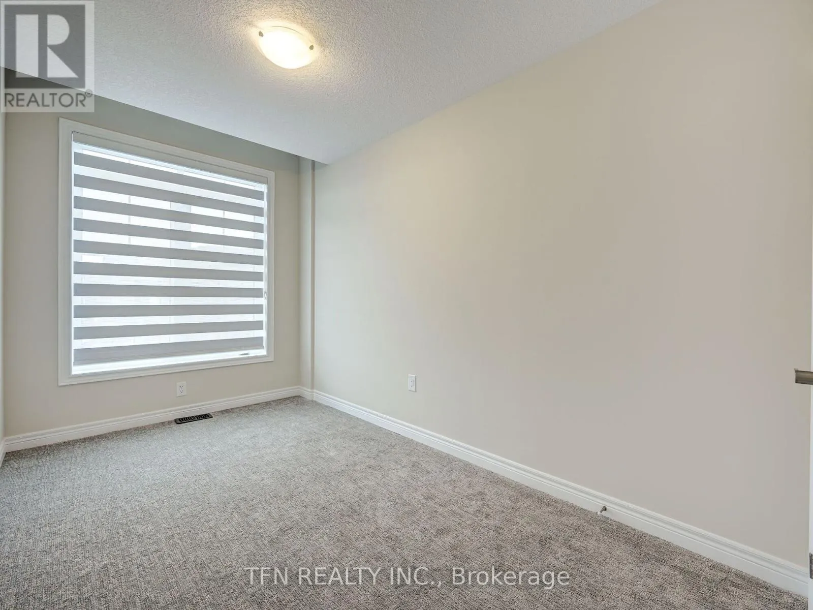 9 - 10 BIRMINGHAM DRIVE